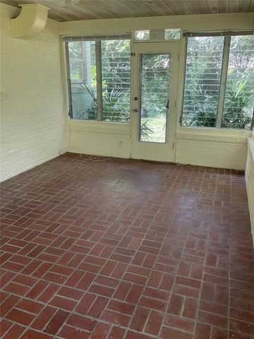 2721 SW 3RD PLACE, Gainesville, FL 32607