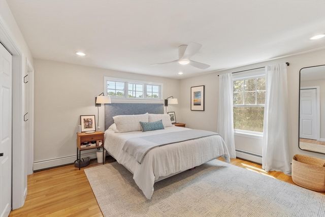 5 Adirondack Rd, Chelmsford, MA 01824