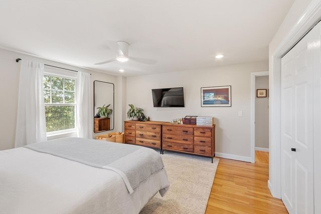 5 Adirondack Rd, Chelmsford, MA 01824