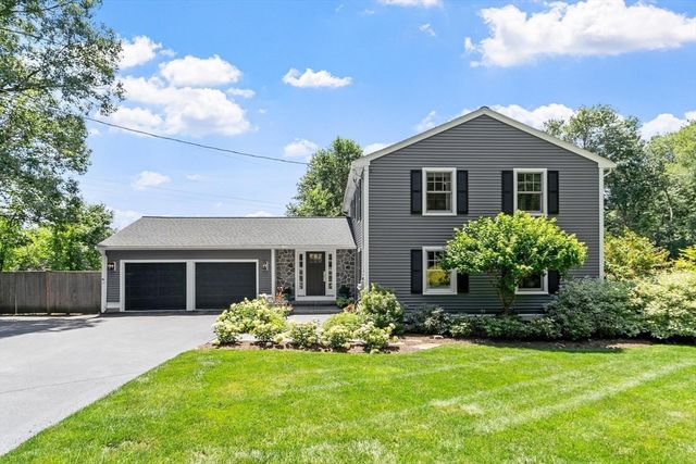 5 Adirondack Rd, Chelmsford, MA 01824