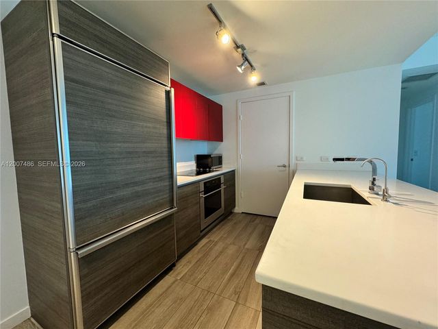 1100 S Miami Ave 1509, Miami, FL 33130