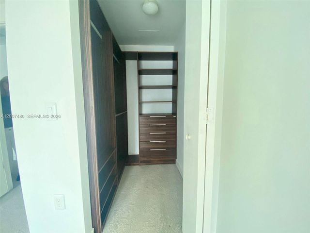 1100 S Miami Ave 1509, Miami, FL 33130