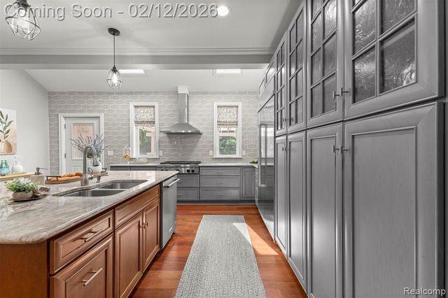 41901 8 Mile Road, Northville, MI 48167