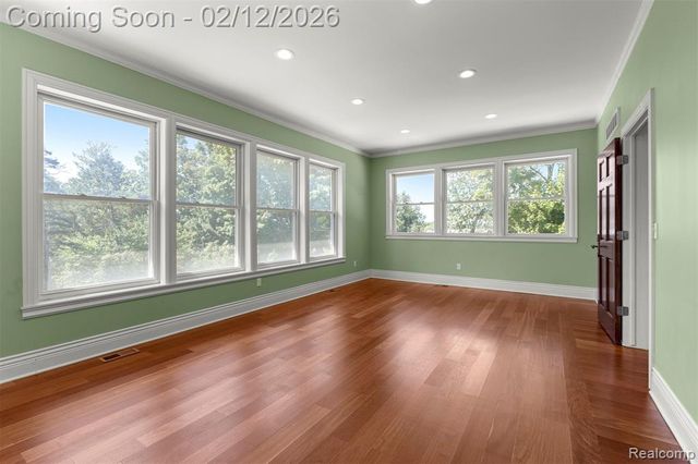 41901 8 Mile Road, Northville, MI 48167