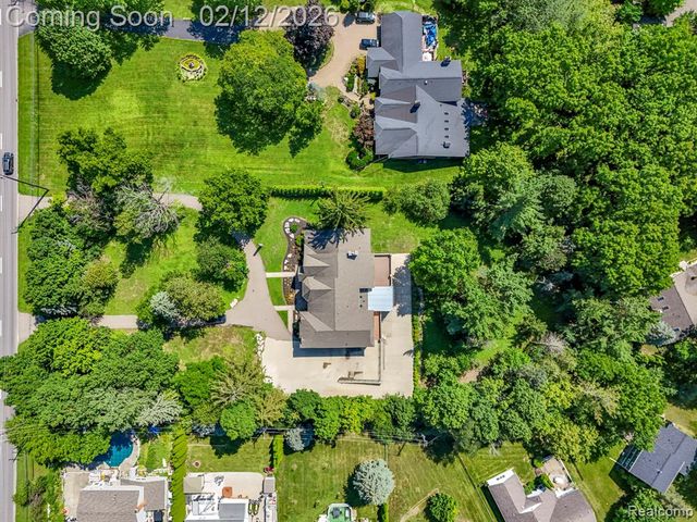 41901 8 Mile Road, Northville, MI 48167