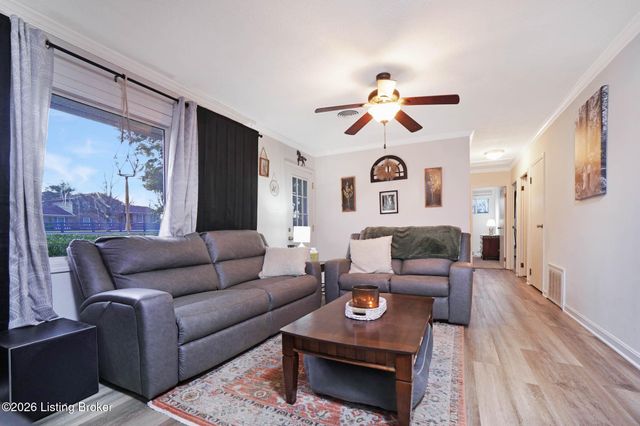 2649 Ft Pickens Rd, La Grange, KY 40031