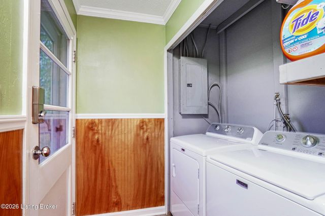 2649 Ft Pickens Rd, La Grange, KY 40031