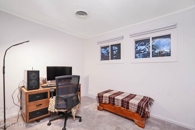 2649 Ft Pickens Rd, La Grange, KY 40031