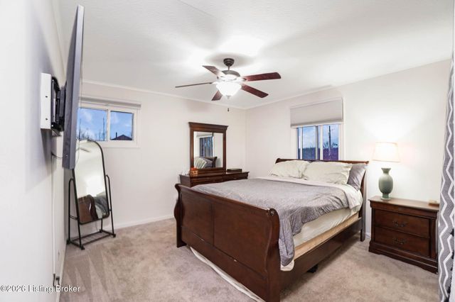 2649 Ft Pickens Rd, La Grange, KY 40031