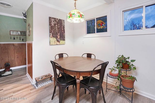 2649 Ft Pickens Rd, La Grange, KY 40031