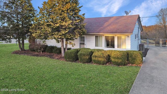 2649 Ft Pickens Rd, La Grange, KY 40031