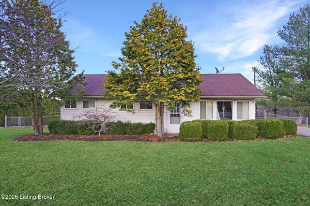 2649 Ft Pickens Rd, La Grange, KY 40031