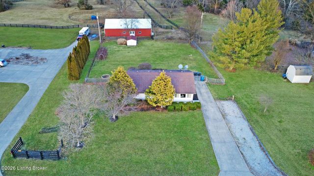 2649 Ft Pickens Rd, La Grange, KY 40031