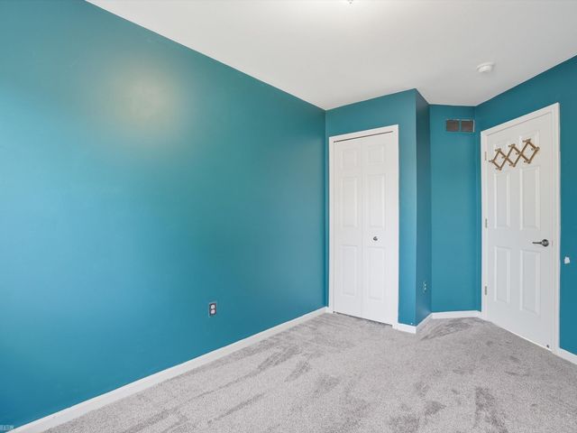 90 W Milton Avenue, Hazel Park, MI 48030