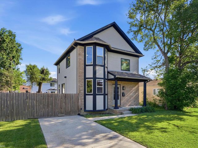 90 W Milton Avenue, Hazel Park, MI 48030