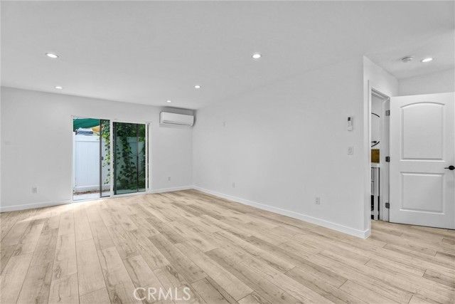 22022 Buena Ventura, Woodland Hills (los Angeles), CA 91364