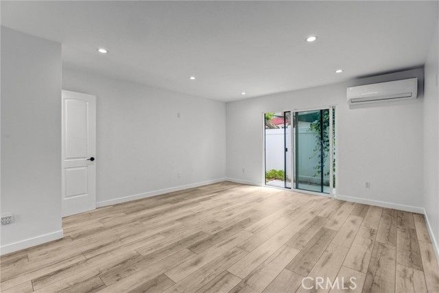 22022 Buena Ventura, Woodland Hills (los Angeles), CA 91364