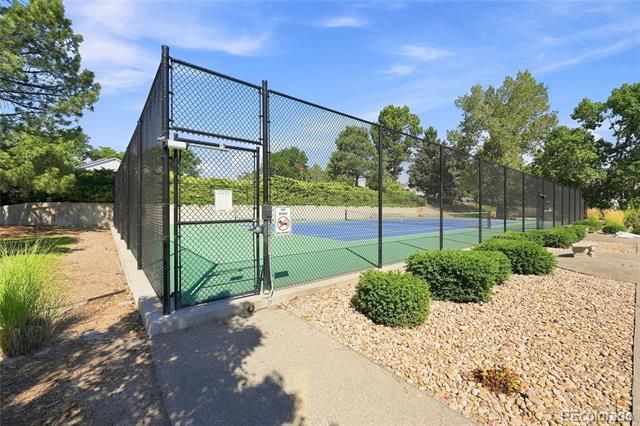 7011 S Knolls Way, Centennial, CO 80122