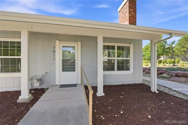 7011 S Knolls Way, Centennial, CO 80122