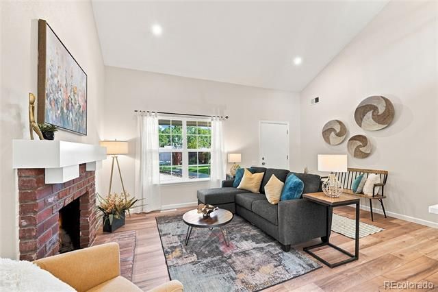 7011 S Knolls Way, Centennial, CO 80122