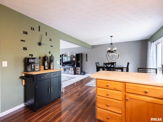 111 Patriot Drive, East Peoria, IL 61611