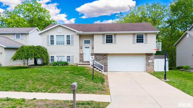 111 Patriot Drive, East Peoria, IL 61611