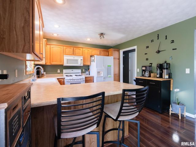 111 Patriot Drive, East Peoria, IL 61611