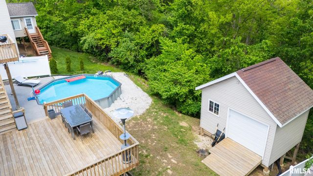 111 Patriot Drive, East Peoria, IL 61611