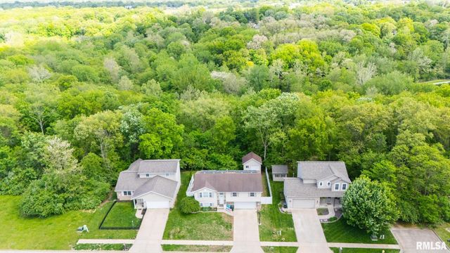 111 Patriot Drive, East Peoria, IL 61611