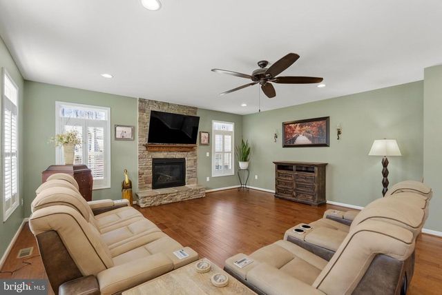 10502 TURNING LEAF LN, Spotsylvania, VA 22551