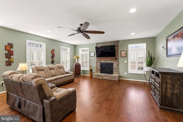 10502 TURNING LEAF LN, Spotsylvania, VA 22551