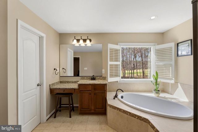 10502 TURNING LEAF LN, Spotsylvania, VA 22551