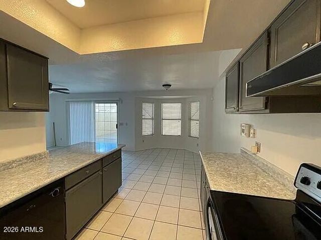 14487 N 57th Drive, Glendale, AZ 85306