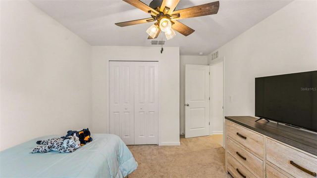 3012 TOTEM ROAD, Eagle Lake, FL 33839