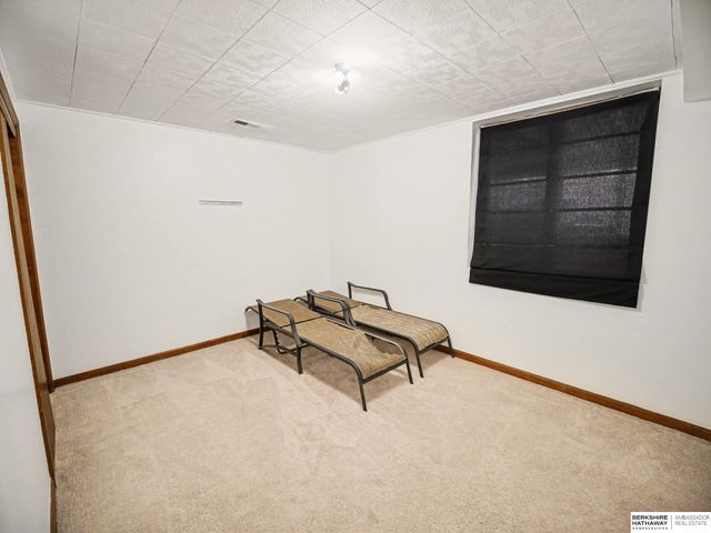 7533 Sherman Street, Lincoln, NE 68506