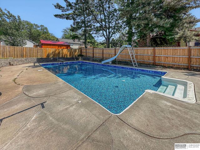 7533 Sherman Street, Lincoln, NE 68506