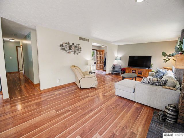 7533 Sherman Street, Lincoln, NE 68506