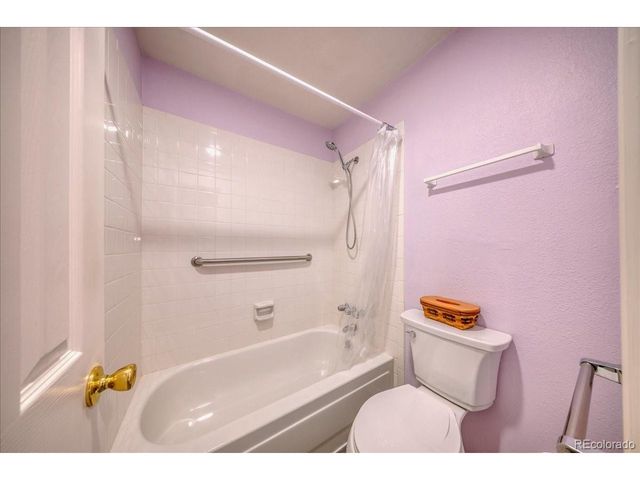 7132 S Bryant St 211, Littleton, CO 80120
