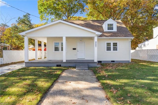 8227 Briarwood CIR, Norfolk, VA 23518