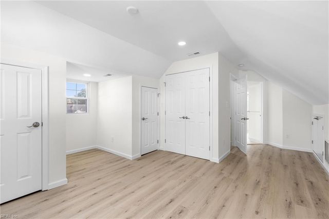 8227 Briarwood CIR, Norfolk, VA 23518