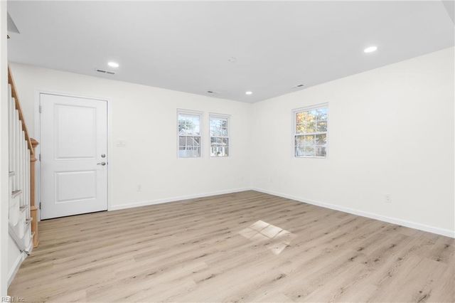 8227 Briarwood CIR, Norfolk, VA 23518