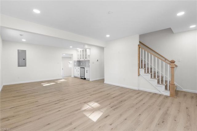 8227 Briarwood CIR, Norfolk, VA 23518