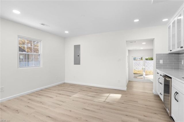 8227 Briarwood CIR, Norfolk, VA 23518