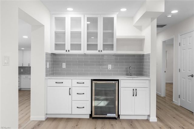 8227 Briarwood CIR, Norfolk, VA 23518