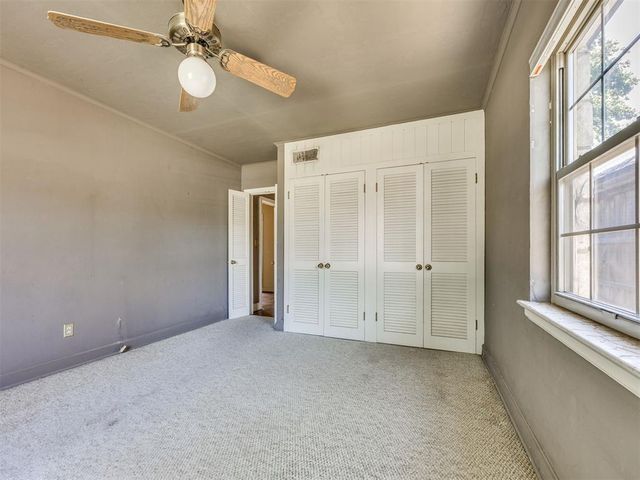 6407 N Hillcrest Avenue, Nichols Hills, OK 73116