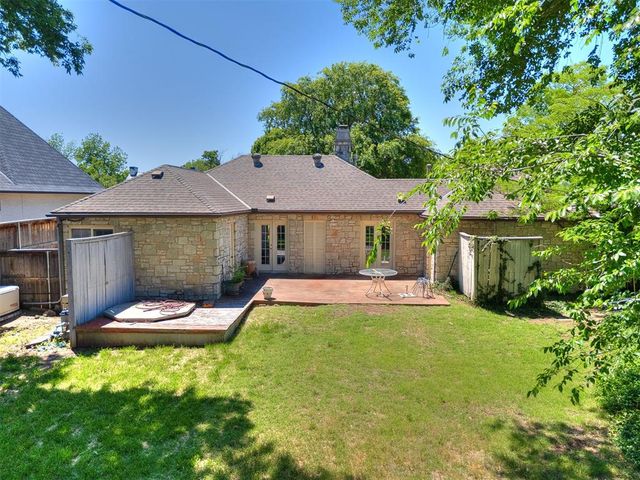 6407 N Hillcrest Avenue, Nichols Hills, OK 73116
