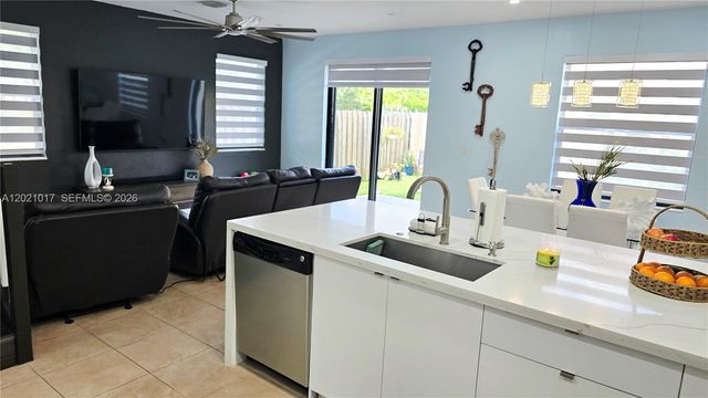 17470 SW 153rd Ave 17470, Miami, FL 33187