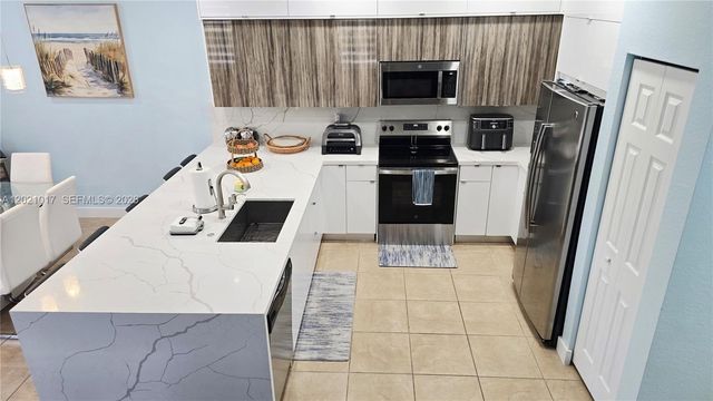 17470 SW 153rd Ave 17470, Miami, FL 33187