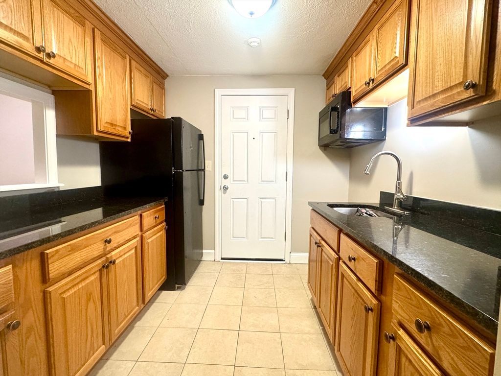 72 Mall 2, Lynn, MA 01902