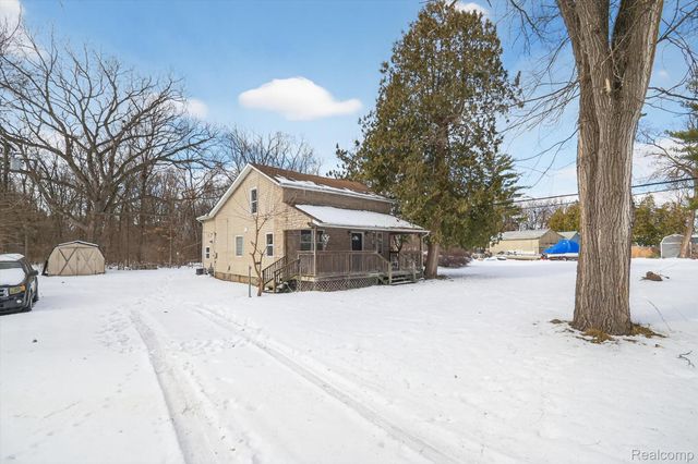 13574 Fairview Court, Van Buren Charter Township, MI 48111